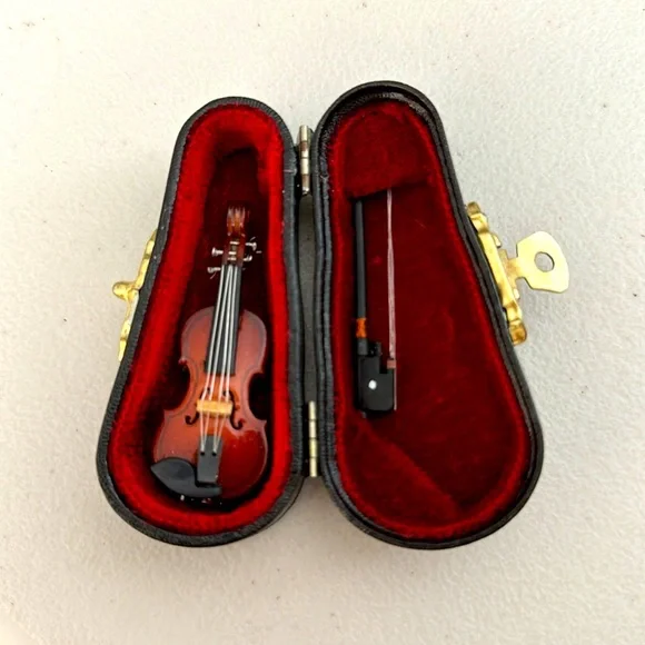 Miniature Violin, Bow and Case - Picture 1 of 7